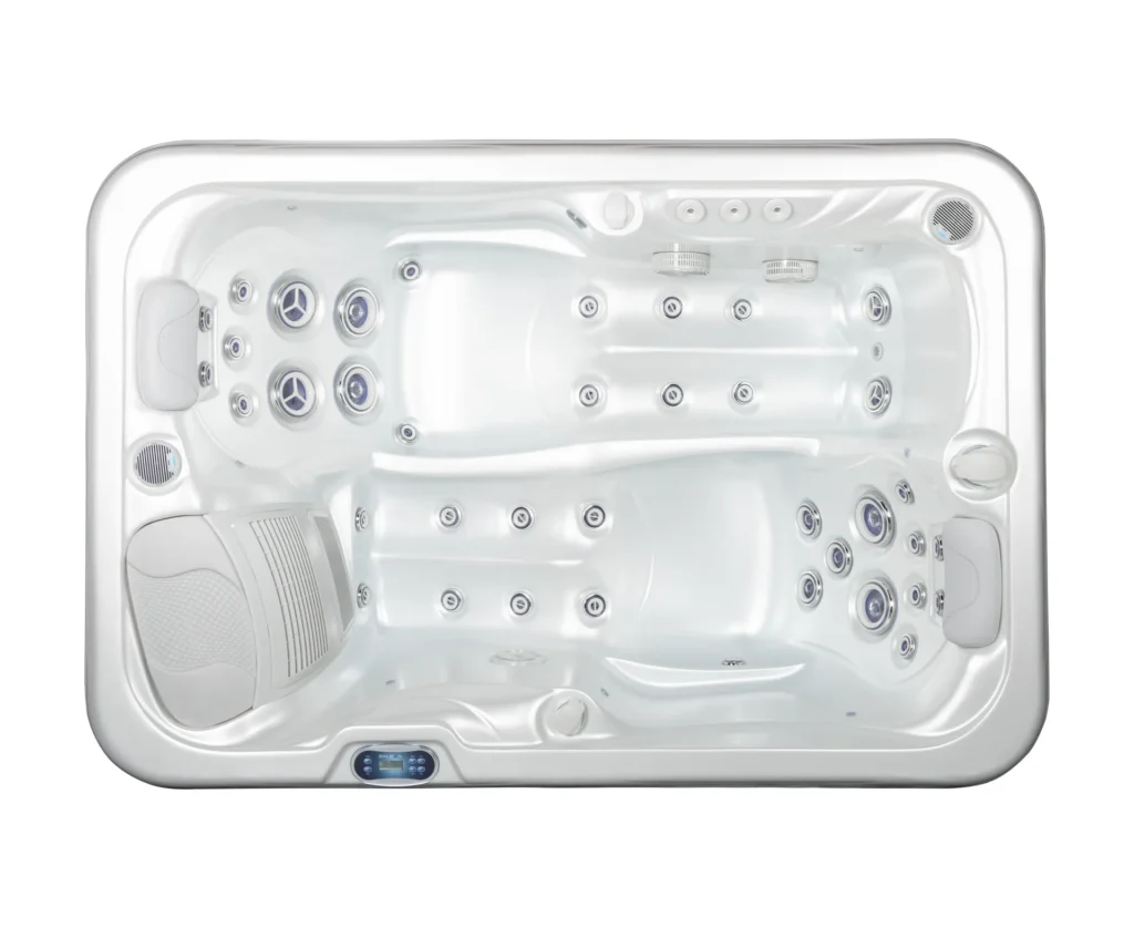 Tanvea Hot Tub BERMUDA
